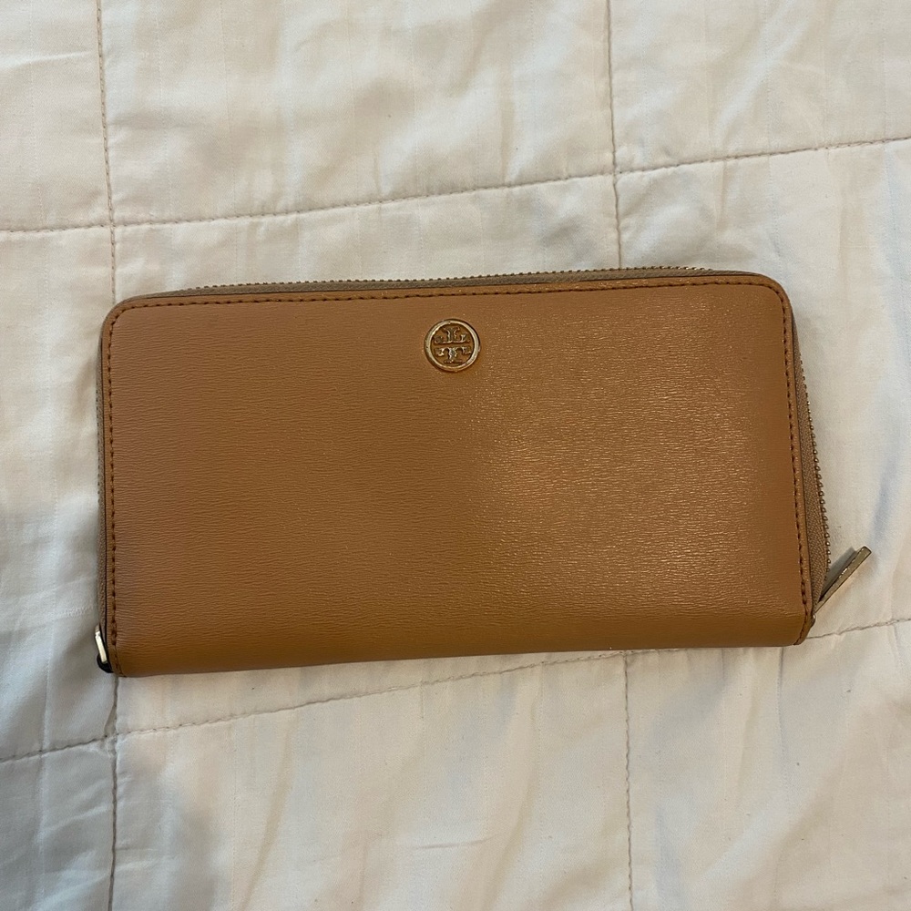 Tory Burch Wallet